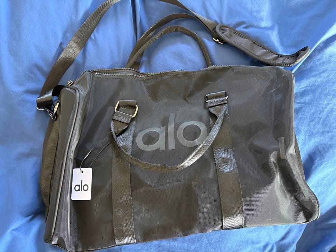 新品未使用aloyoga Sheer Duffle Bag黒　メッシュバッグ