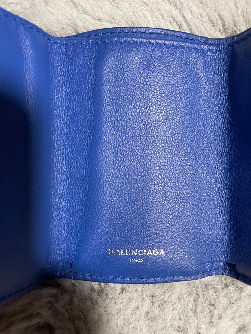 BALENCIAGA 青 レザー 三つ折り財布