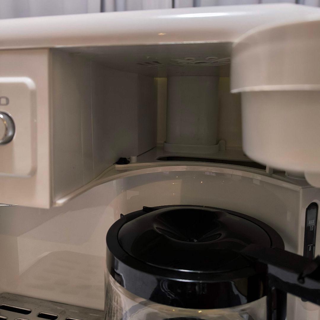 DeLonghi コーヒーメーカー&グラインダー