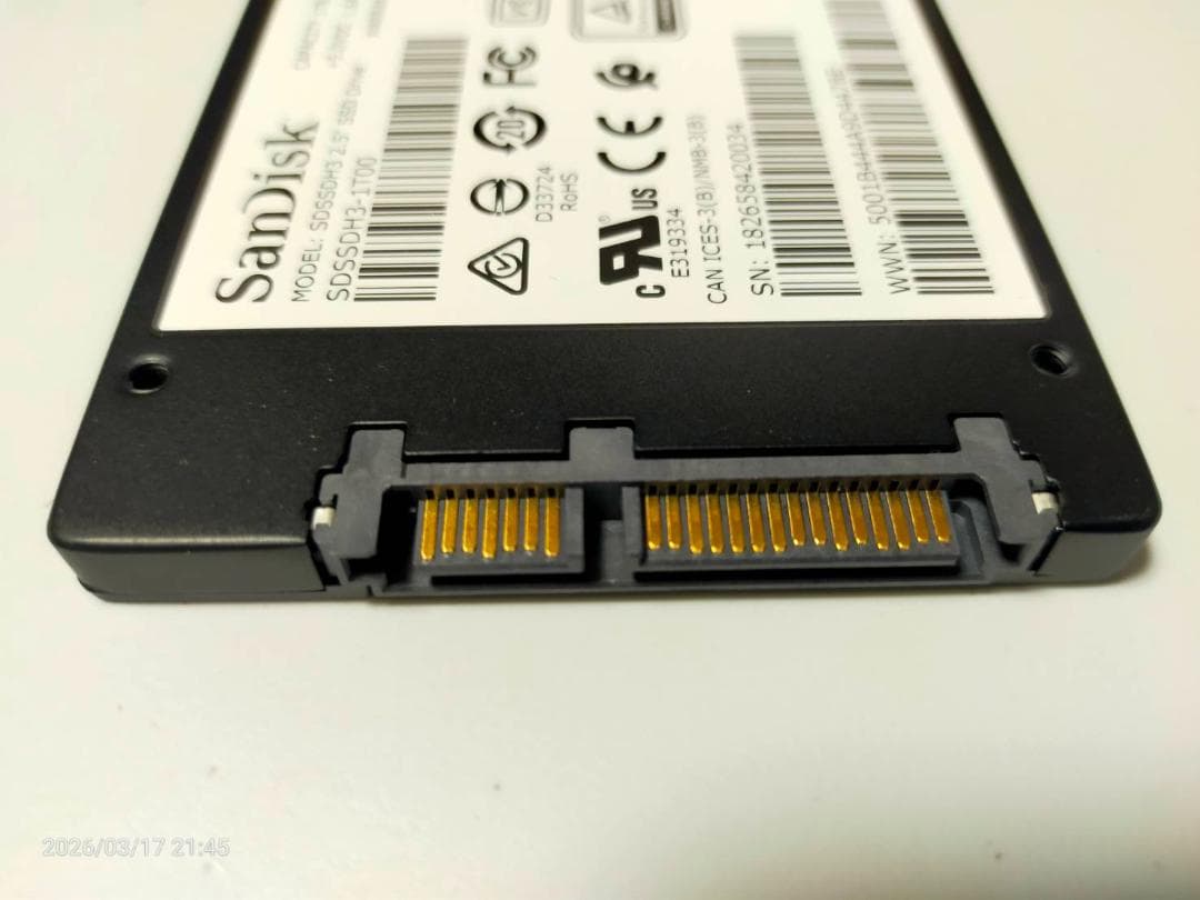 SanDisk Ultra 3D SATA 1TB 使用時間 3640時間