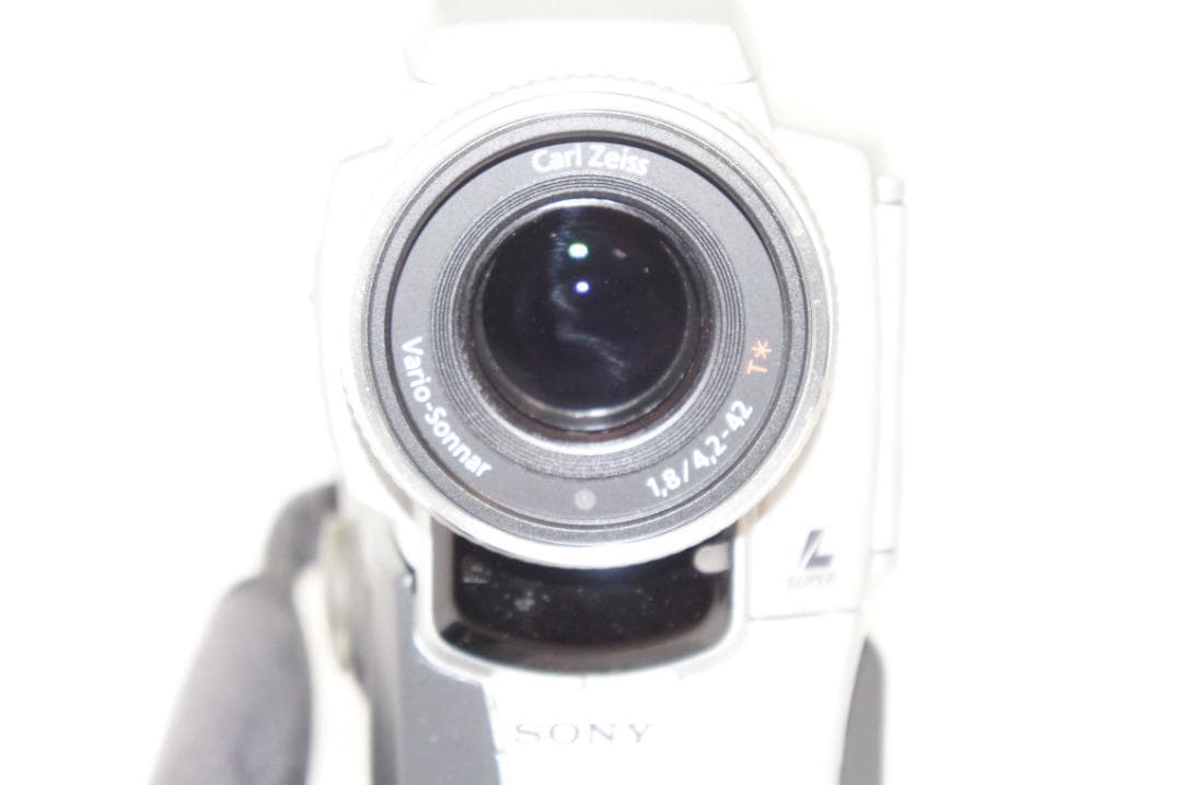 動作美品★DCR-PC110 SONY MiniDVビデオカメラ 0128