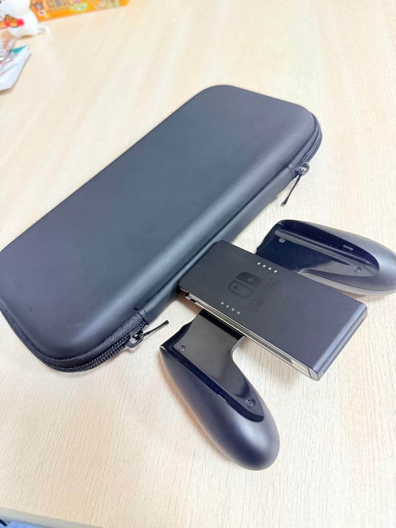 Nintendo Switch 本体　おまけ2個