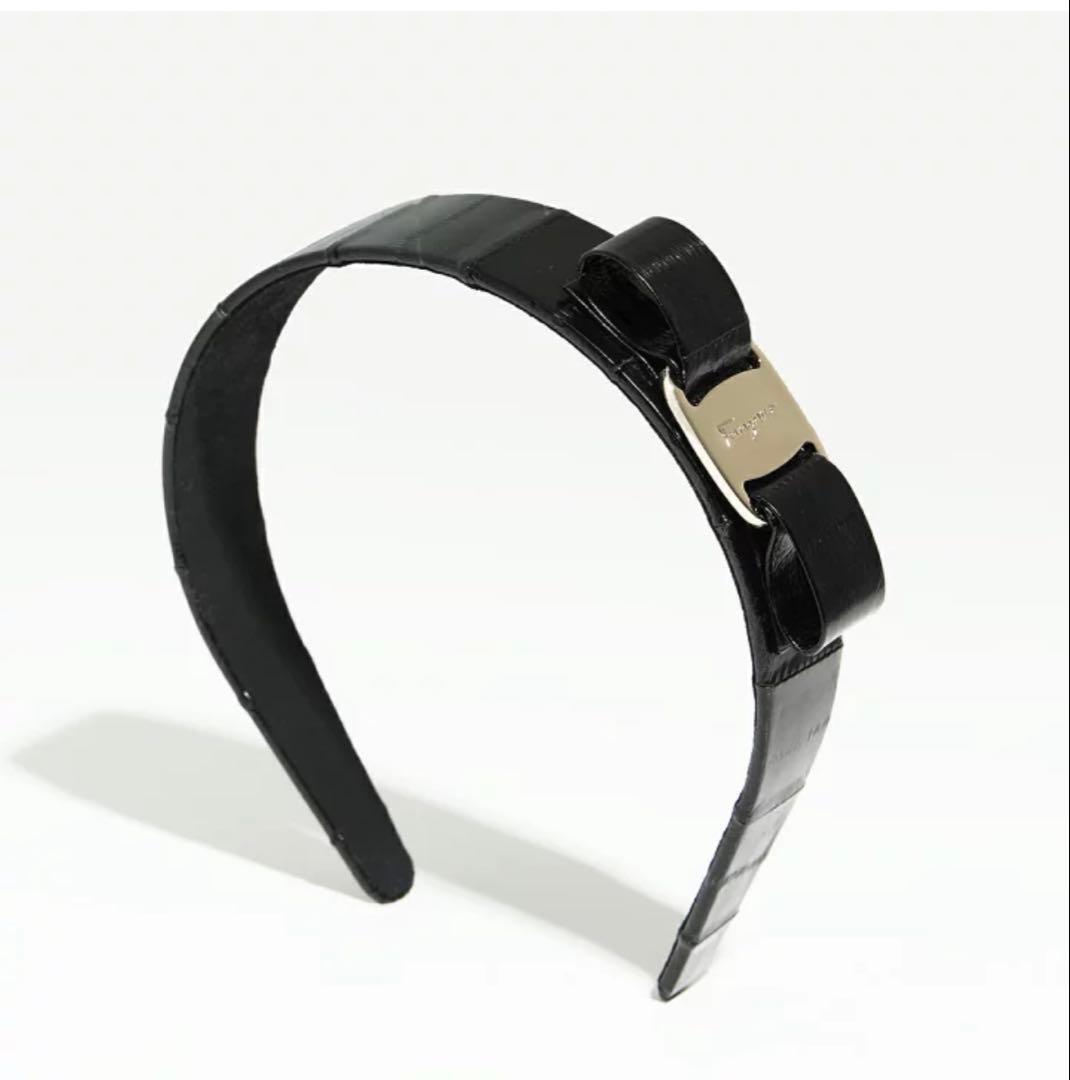 Ferragamoブラックリボンカチューシャ