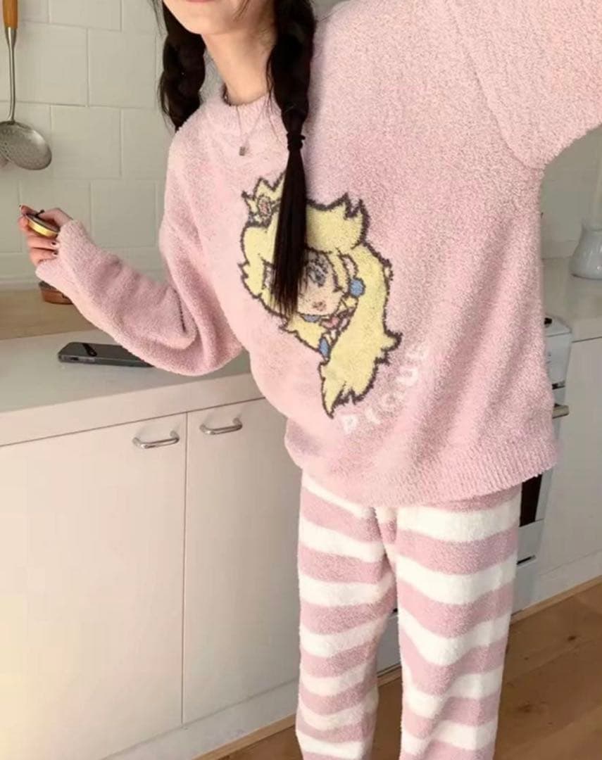 タイムセール　ジェラピケ　ピーチ姫　プルオーバーふわもこ上下セットピンク