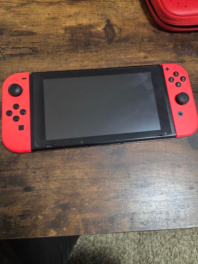 Nintendo Switch 赤本体
