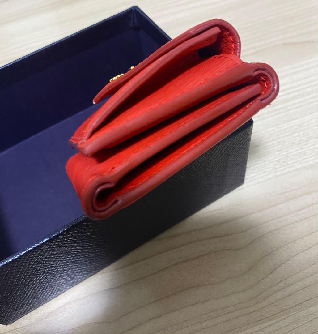 PRADA 三つ折りミニ財布 レッド
