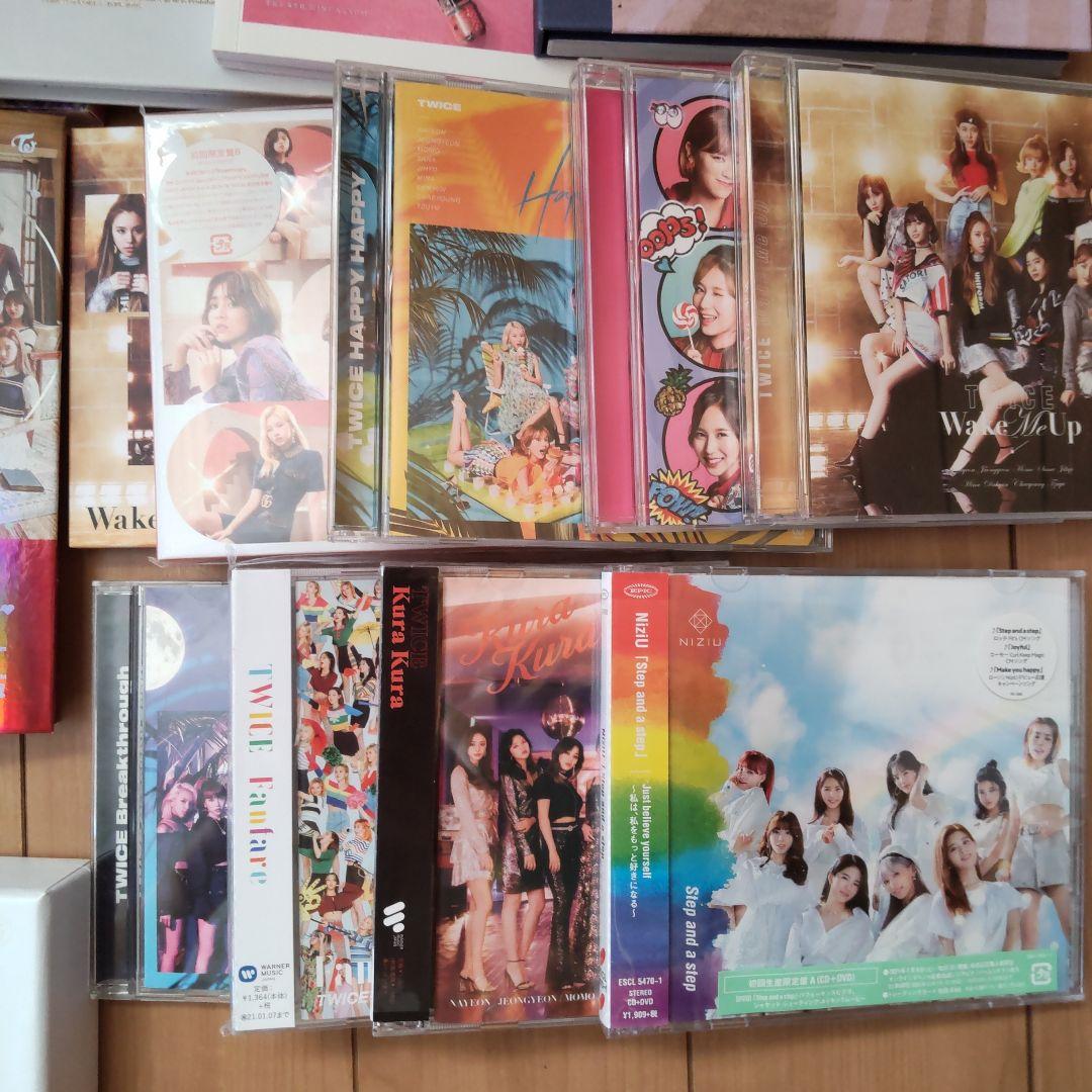 TWICE　CD　アルバム　マキシシングル　トゥワイス　おまけ付き