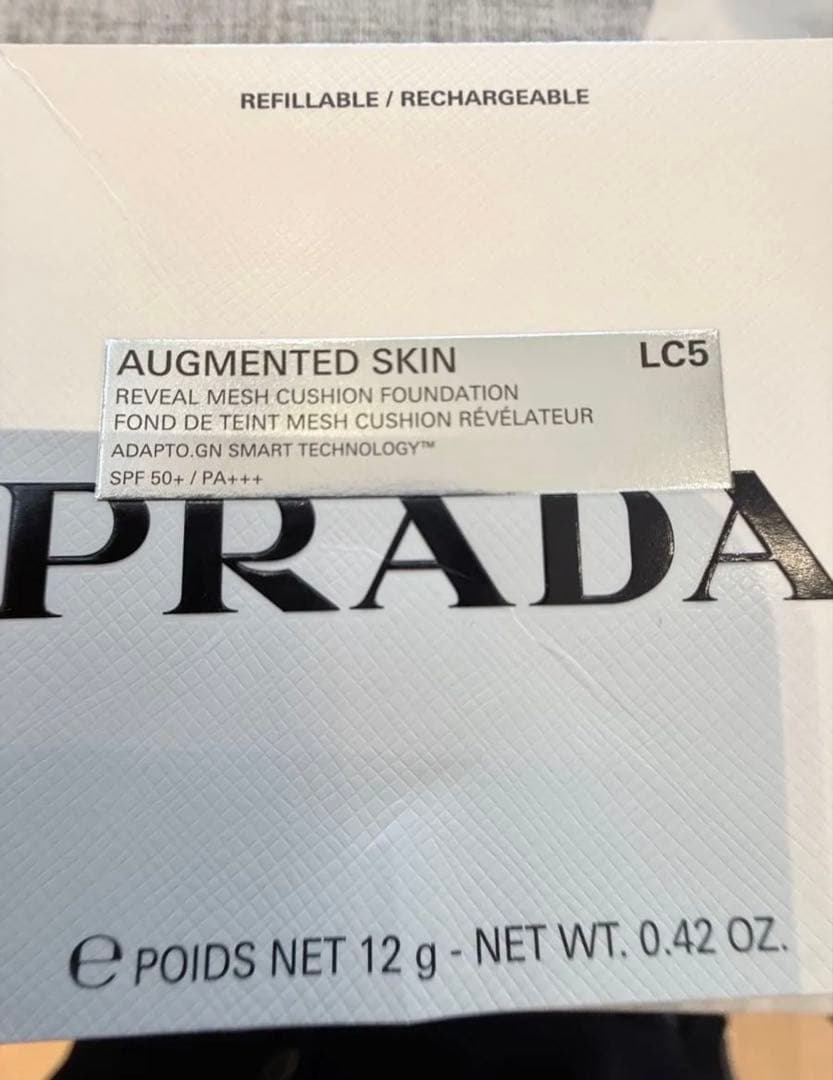 PRADAクッションファンデーション LC5