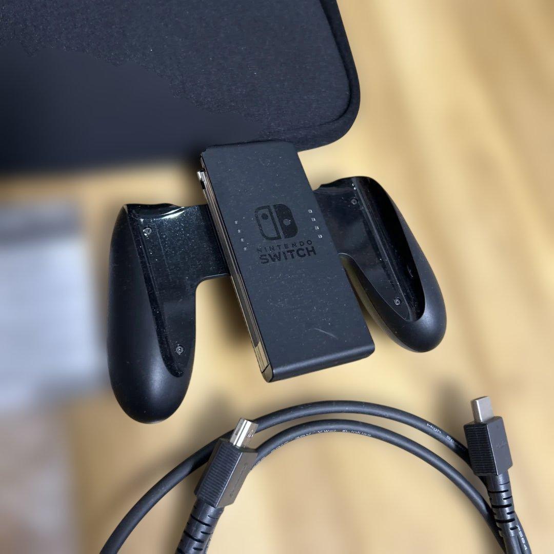 任天堂Switch本体/おまけ付/充電器・HDMI・コントローラー付/動作◎