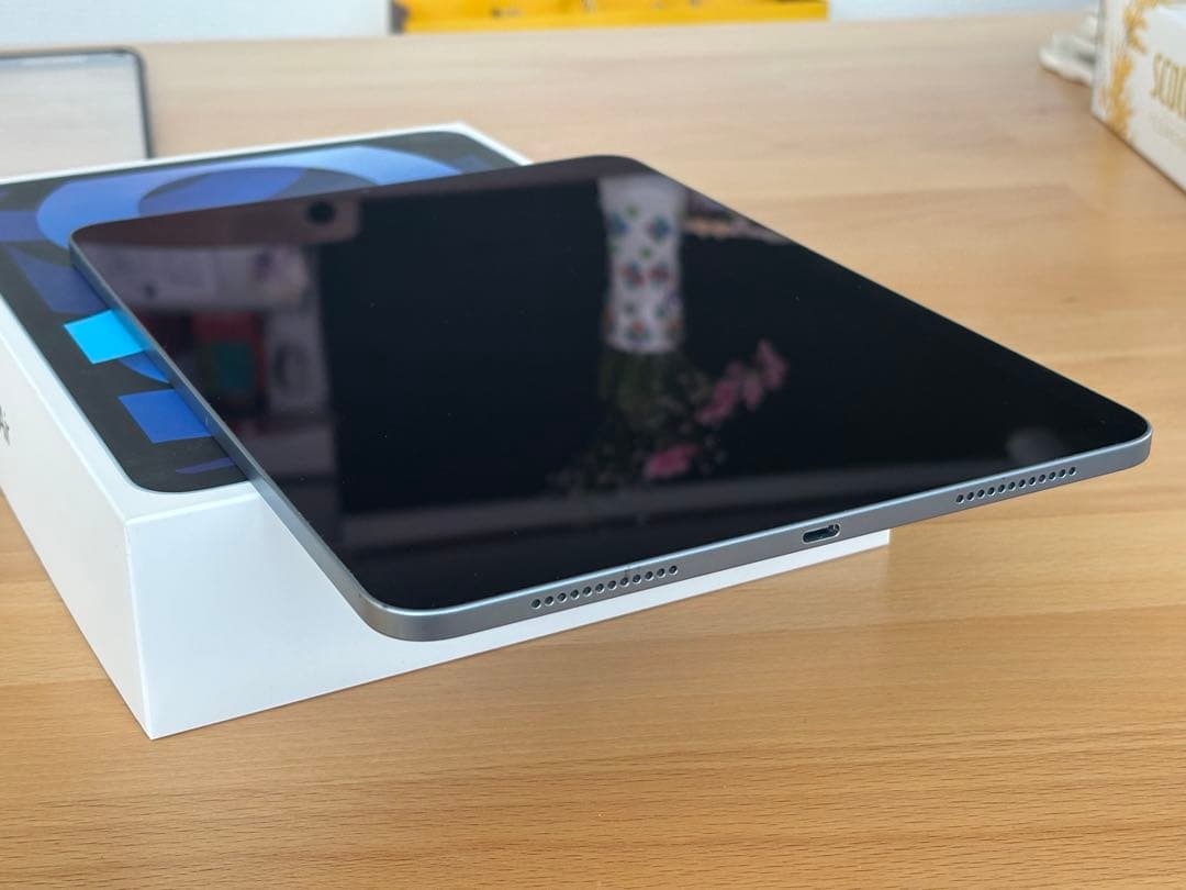『完品・美品』Apple iPad Air (第4世代) スペースグレー 本体