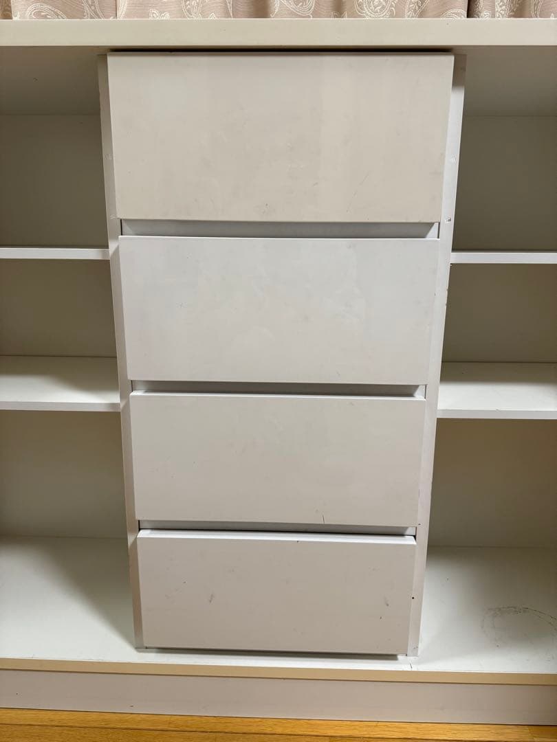 【送料込】ホワイトキャビネット 収納付き　ニトリ　キッチンボード　カップボード