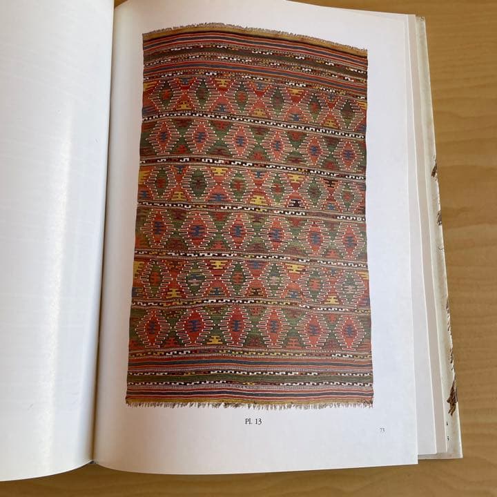 【洋書】トルコのキリムの本　カーペット　トライバルラグ　書籍　絨毯