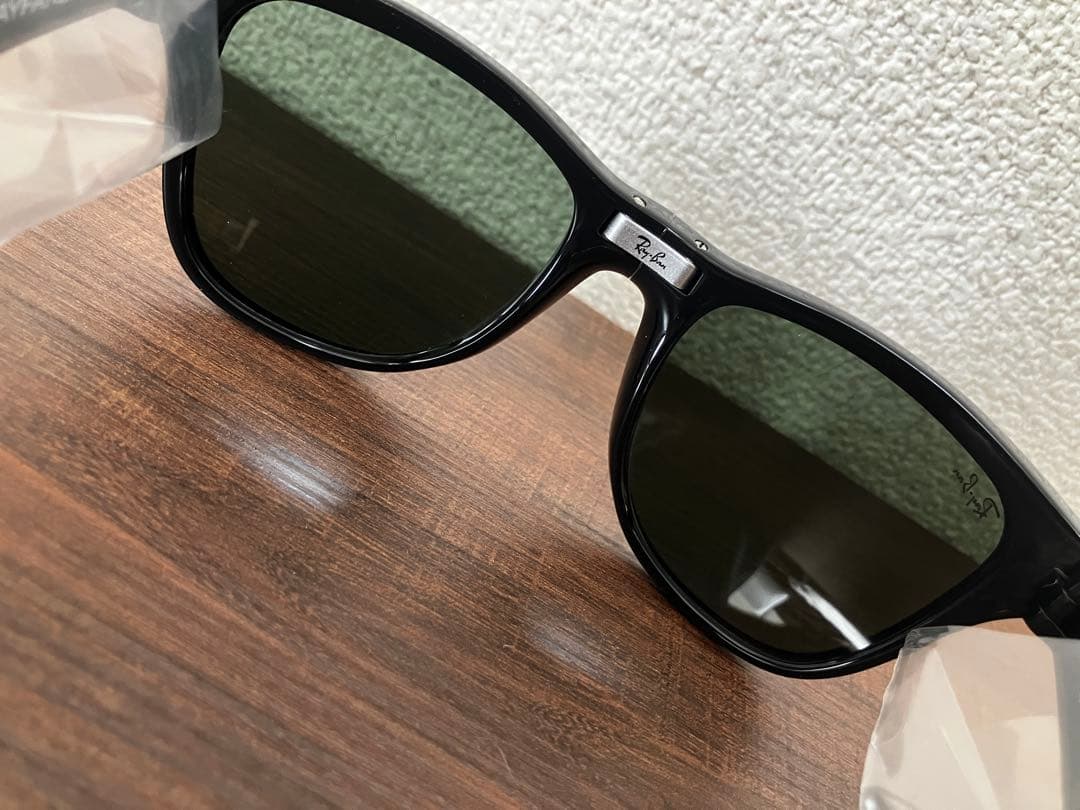 【新品】 Rayban Wayfarer Folding RB4105