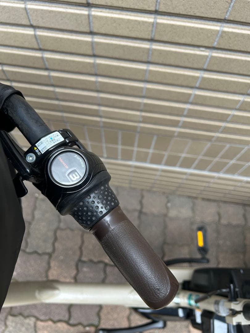ブリヂストン　bikke POLAR e ベージュ 2021モデル