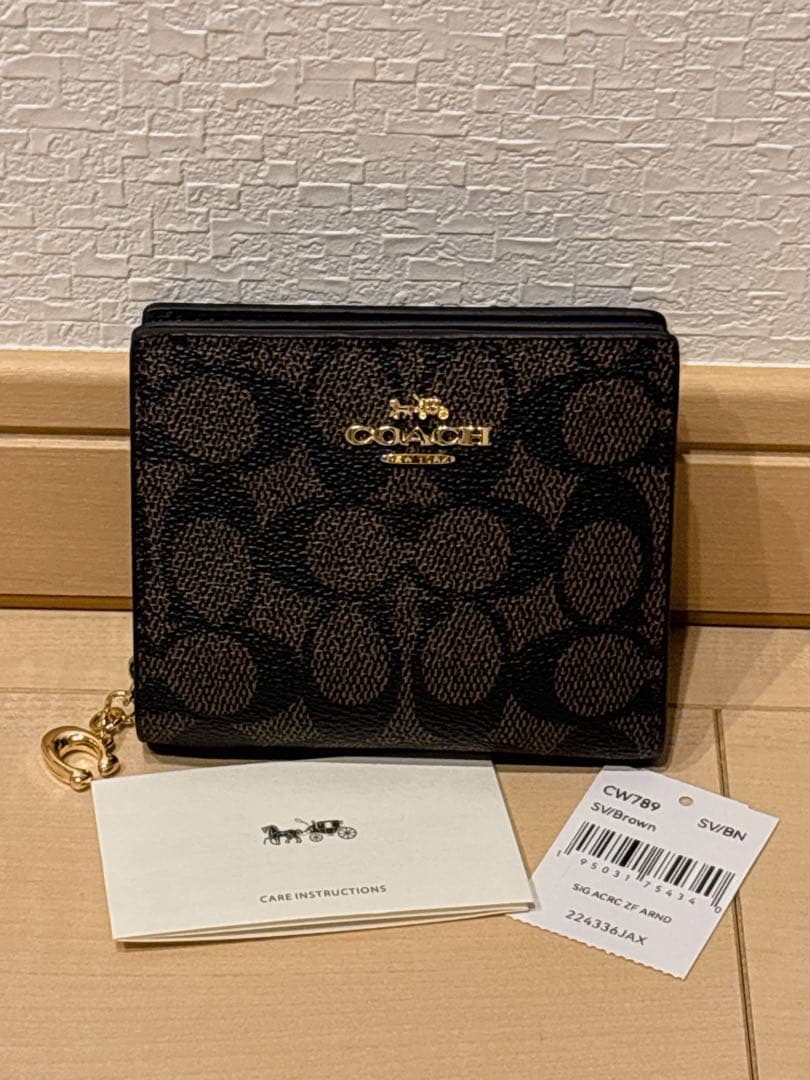 【大人気】COACH スナップ ウォレット・シグネチャー キャンバス