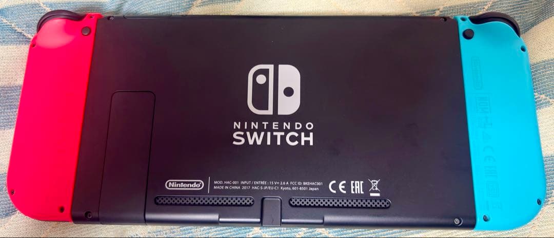 Nintendo Switch 本体 、充電器+α