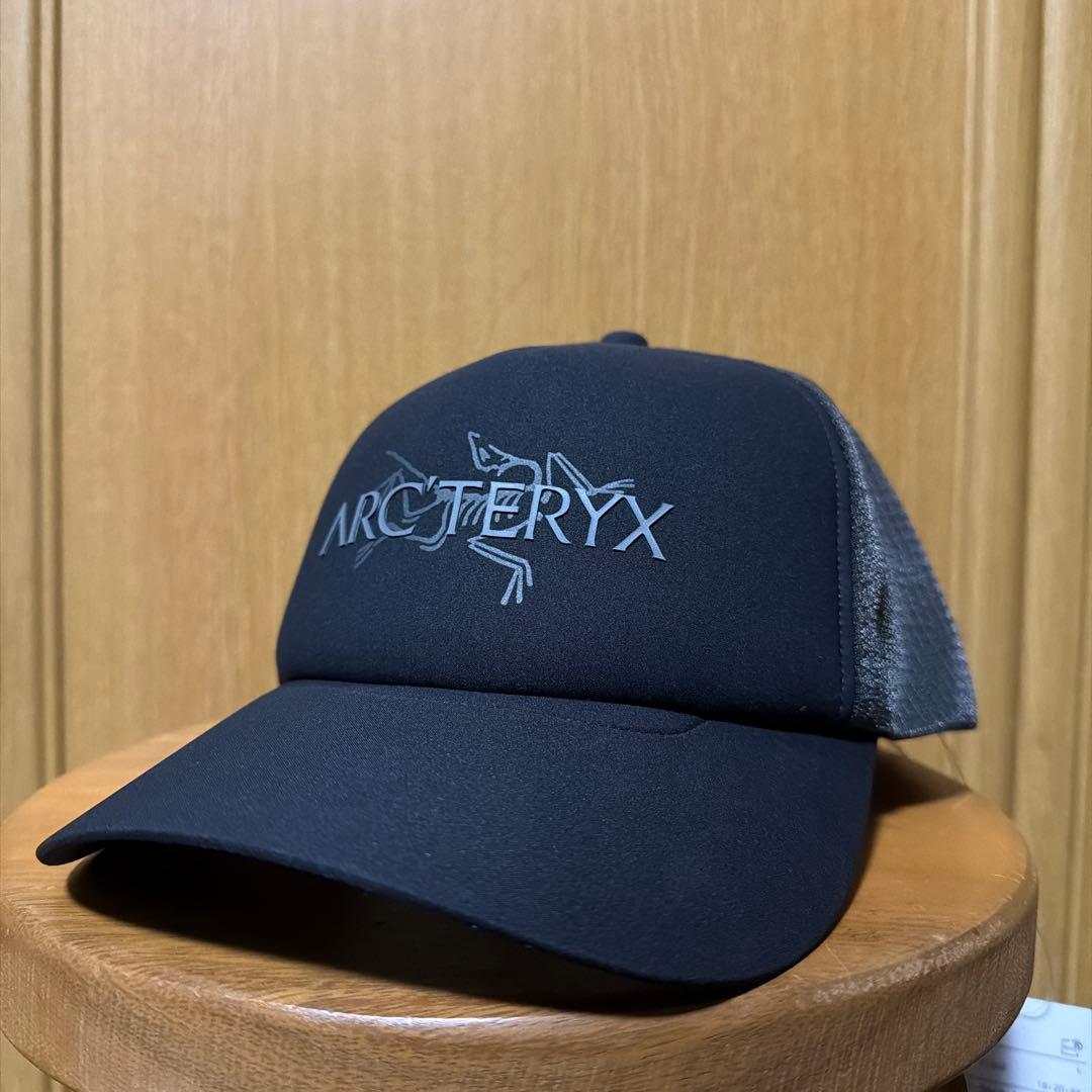 ARC'TERYX ブラック メッシュキャップ