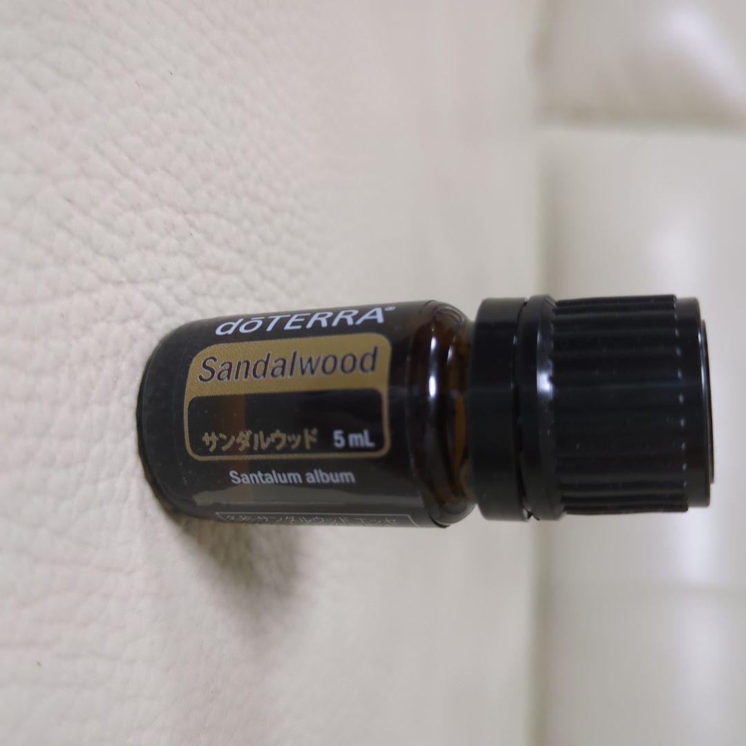 doTERRA サンダルウッド 5 mL　2滴使用(*^^*)