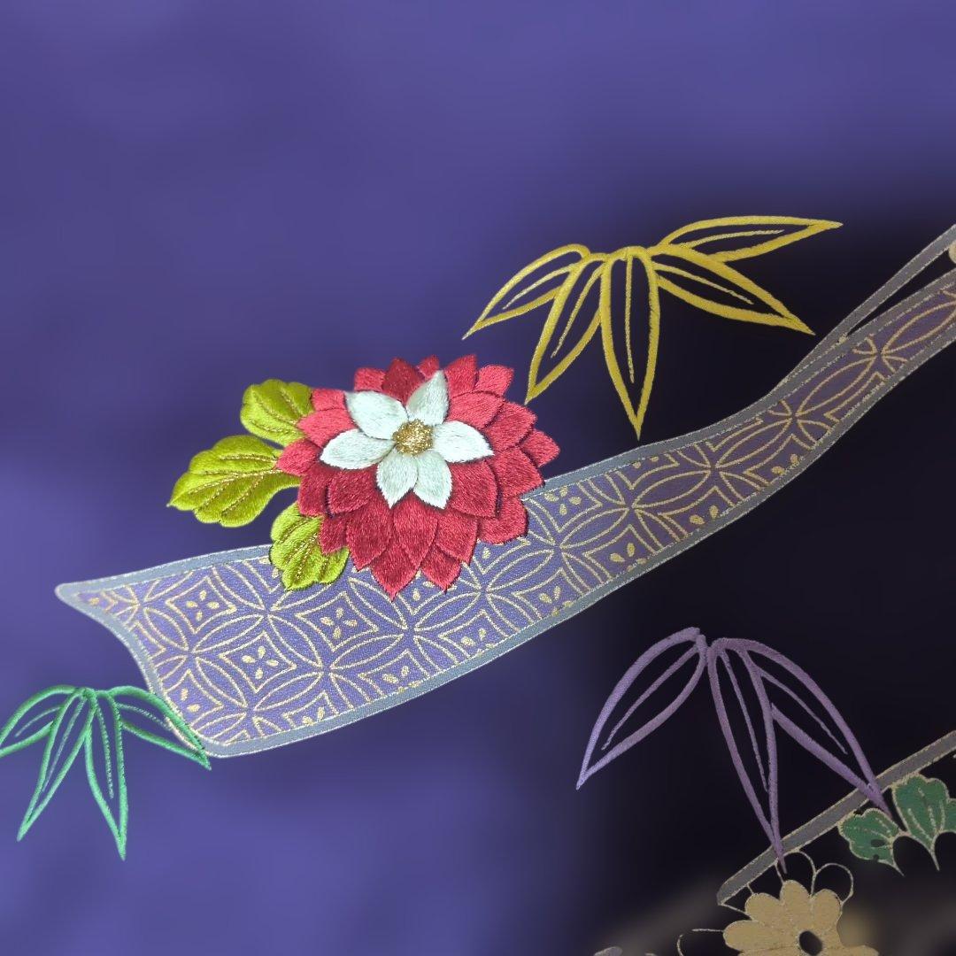 紫 花柄刺繍 振袖
