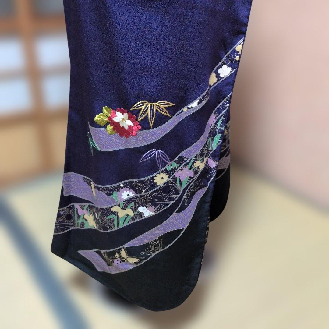 紫 花柄刺繍 振袖
