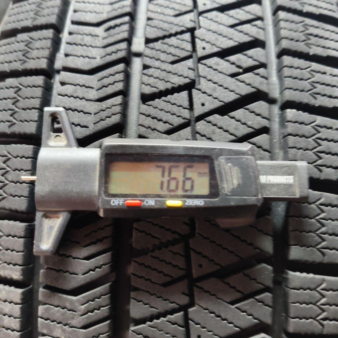 タイヤ・ホイール 215/60r17 VRX2 (8-14)