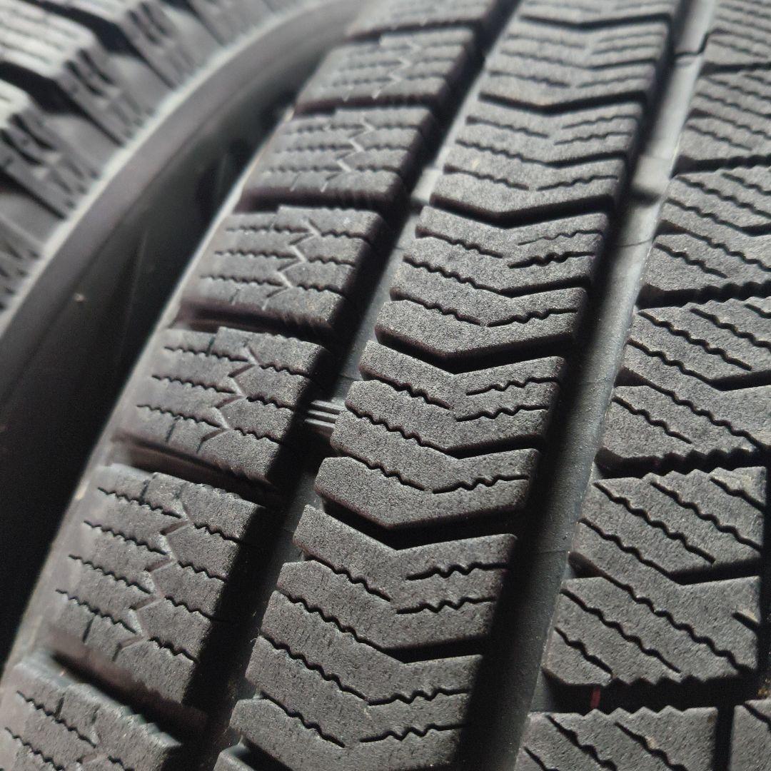 タイヤ・ホイール 215/60r17 VRX2 (8-14)