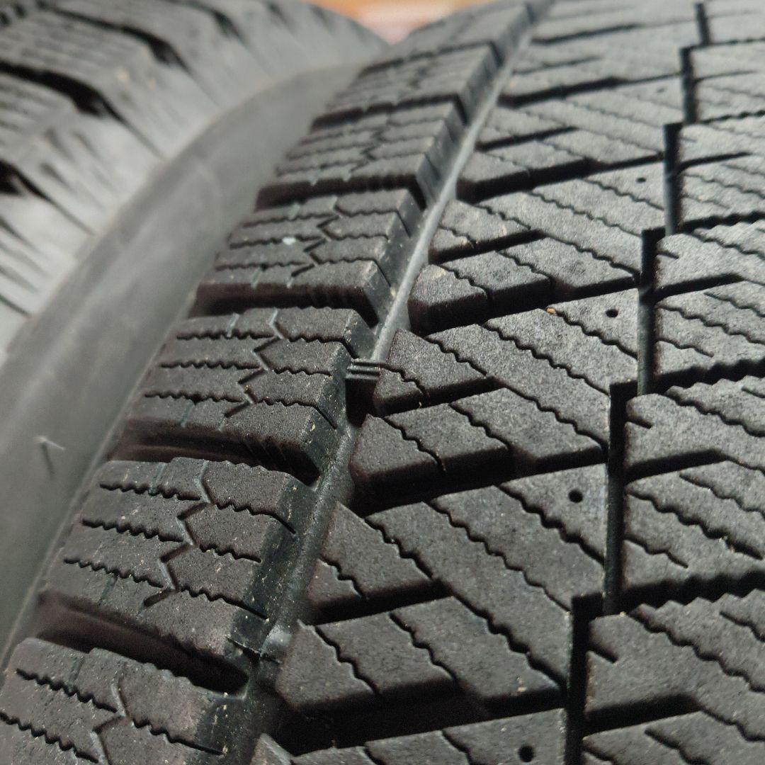 タイヤ・ホイール 215/60r17 VRX2 (8-14)