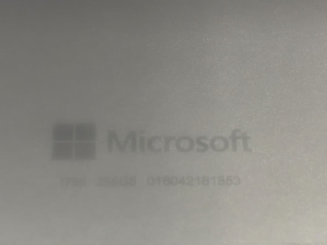 Surface Pro 5 8GB/256GB タイプカバー・usbドッグ有