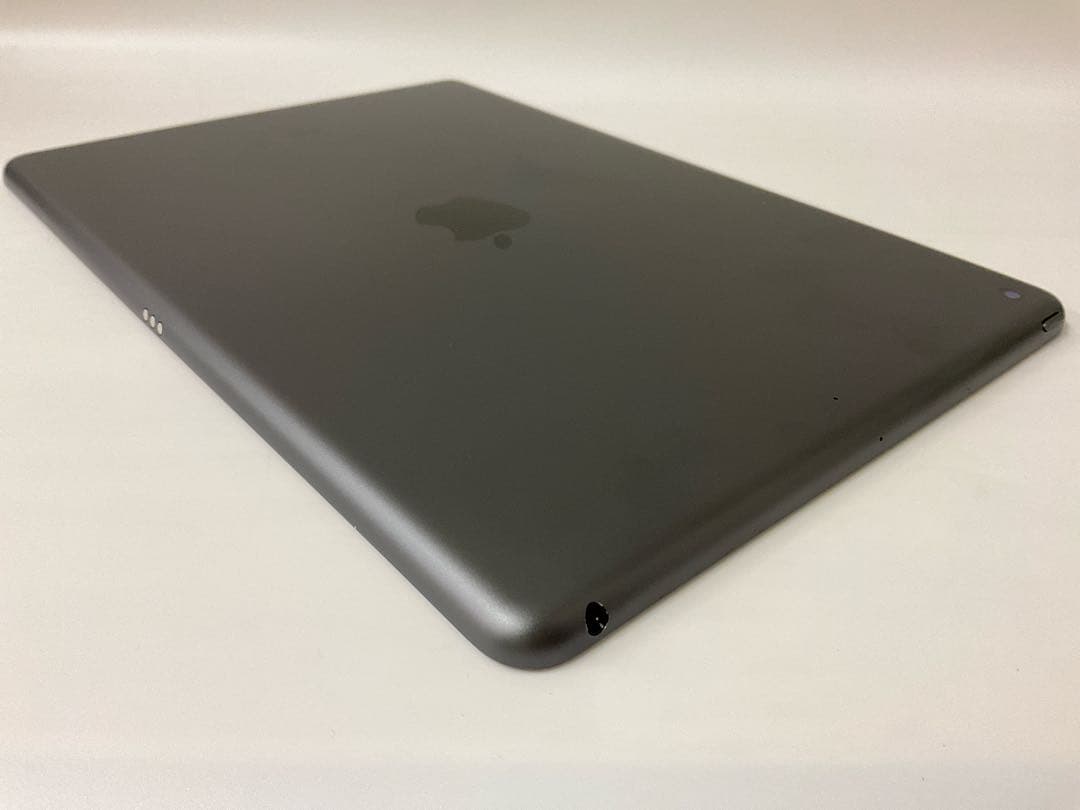 【電池98％】 iPad 第7世代 スペースグレイ32GB Wifiモデル