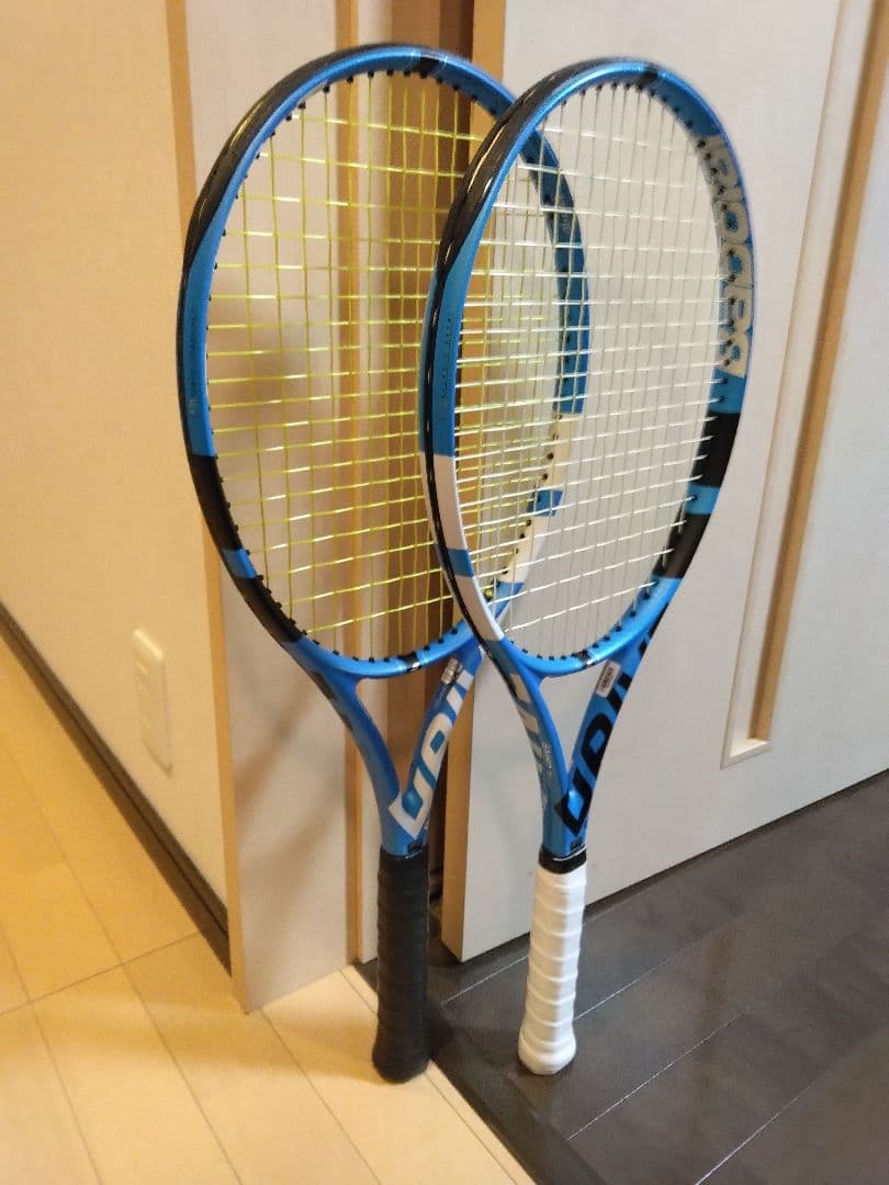 Babolat PURE DRIVE 硬式用テニスラケット ２本セット！
