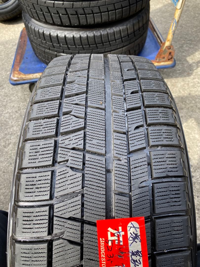 YOKOHAMA ICEGUARD 225/50/18 4本セットスタッドレス