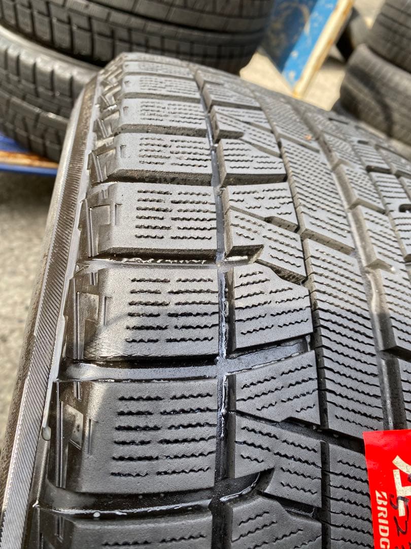YOKOHAMA ICEGUARD 225/50/18 4本セットスタッドレス