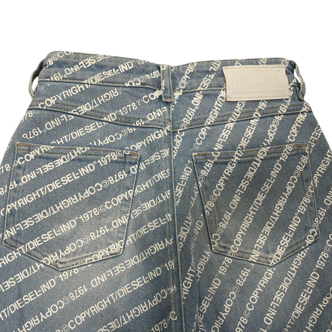 DIESEL ディーゼル 総柄ロゴ デニム D-EISELLE-SP5 W24