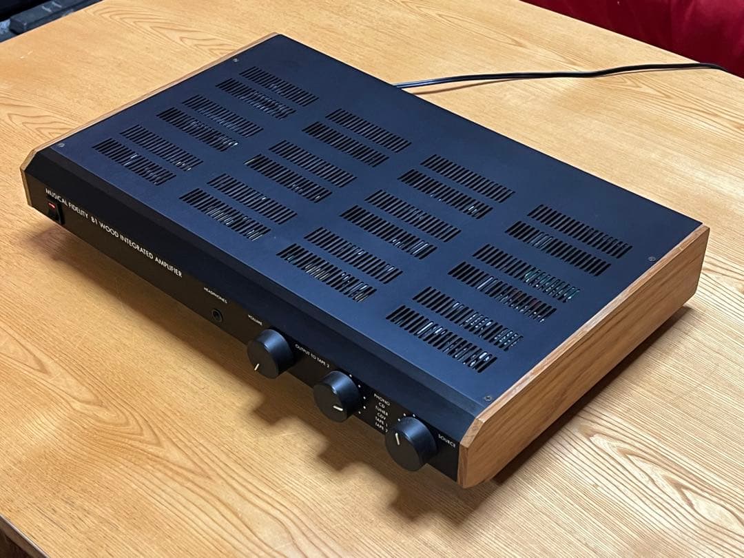 Musical Fidelity B1 Wood ミュージカルフィデリティ