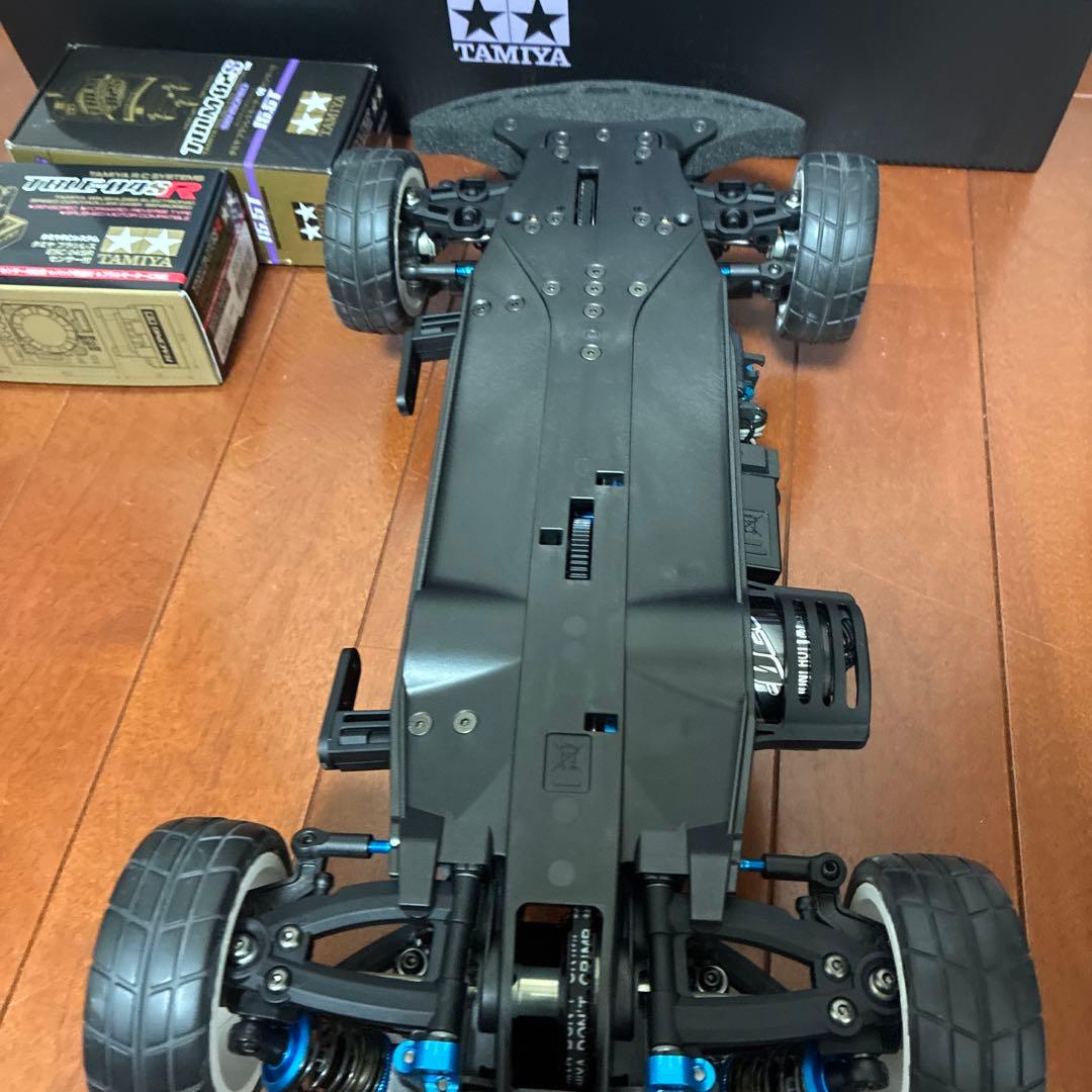 タミヤ　TA08R 　未走行オプションパーツ多数