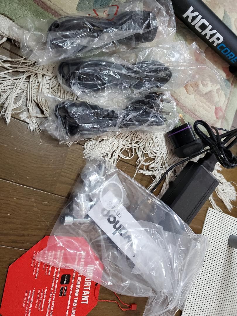 Wahoo KICKRCORE スマートローラー台 キッカーコア スプロケ付