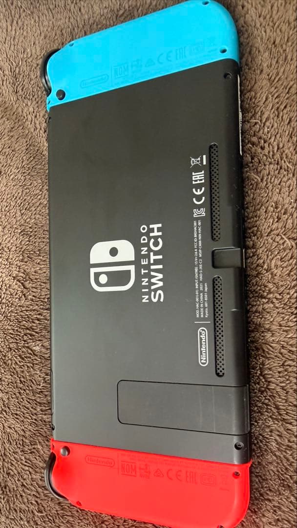 Nintendo Switch 本体 青/赤　電源つきません