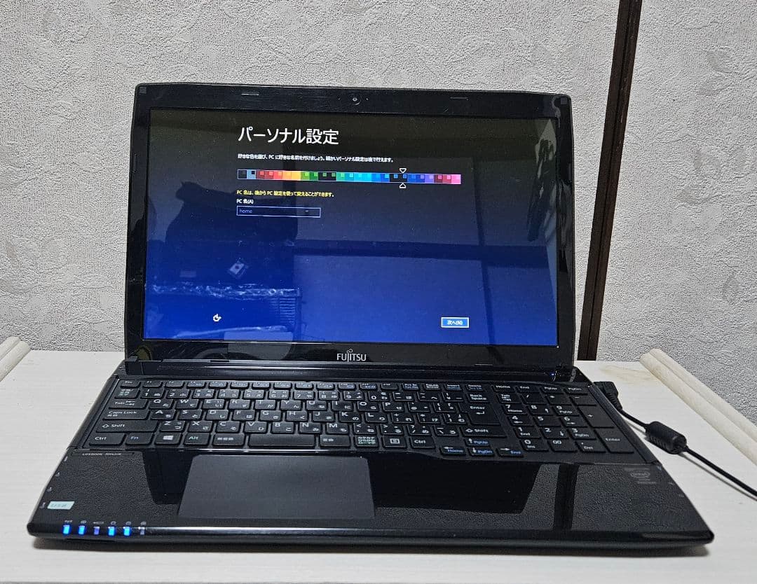FUJITSU　LIFEBOOK AH42/R 　FMVA42RB