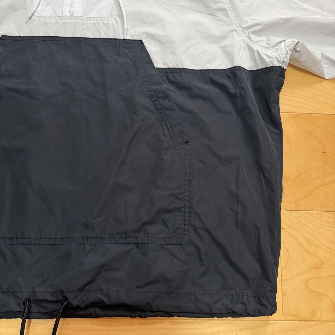 NIKEナイキ　ウィンドブレーカー　スポーツウェア　黒　白　グレー　XL 新品