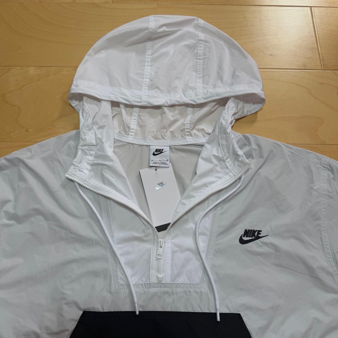 NIKEナイキ　ウィンドブレーカー　スポーツウェア　黒　白　グレー　XL 新品
