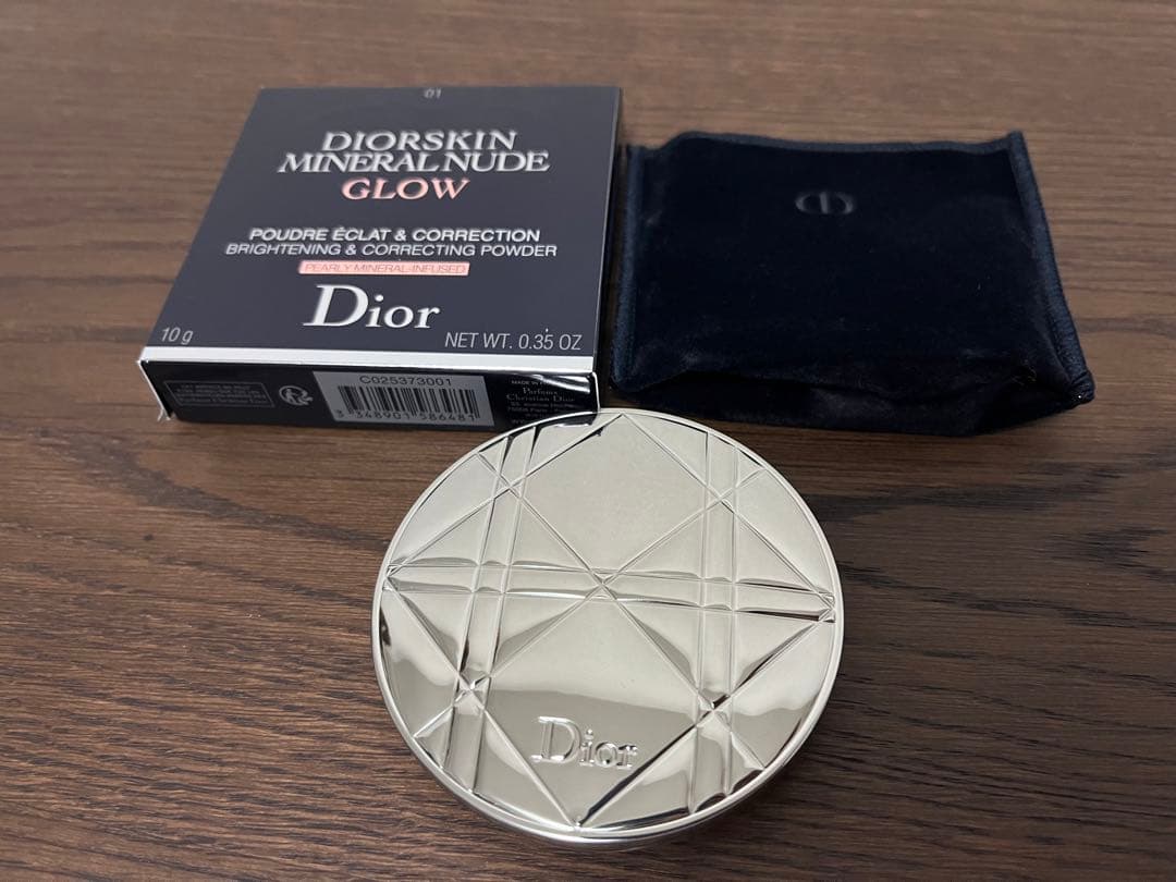【新品未使用】Dior ディオール　スキン　ミネラル　ヌード　グロウ　パウダー