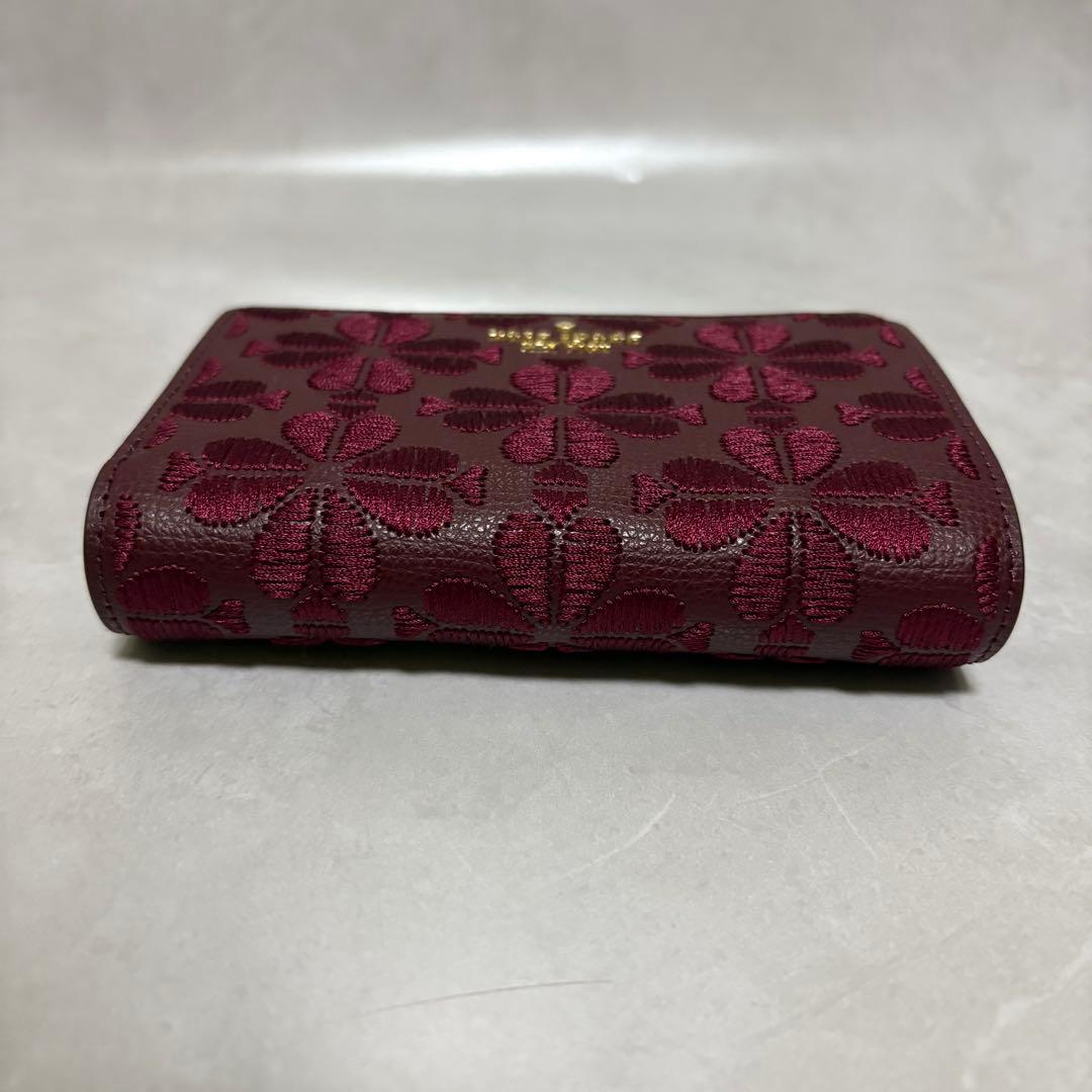 極美品　kate spade スペード フラワー　二つ折り財布　花柄　レザー　赤