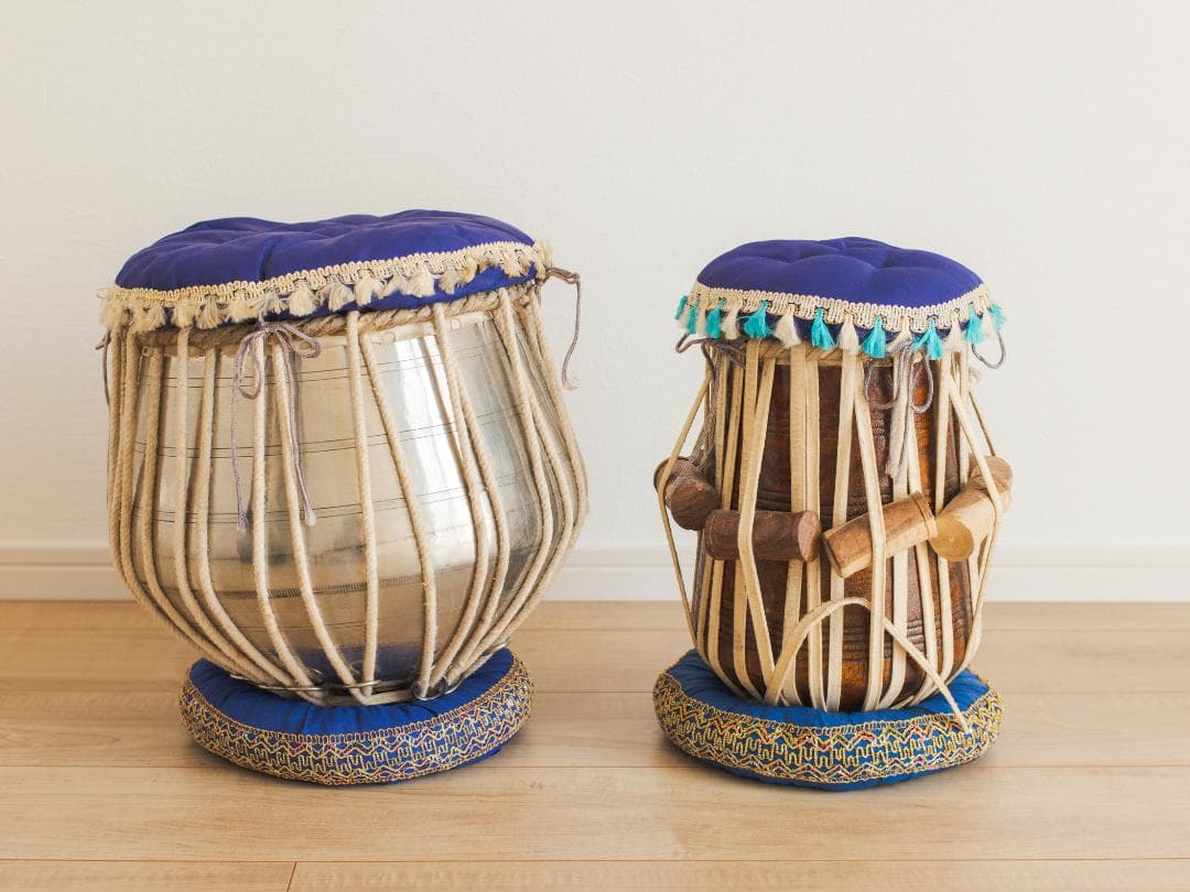 インド打楽器 タブラ&バヤンセット 台座付き