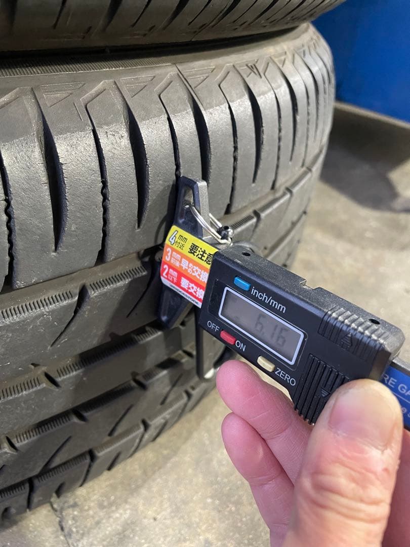 2024年215/55R17 4本セットトーヨータイヤ ナノエナジー3PLUS