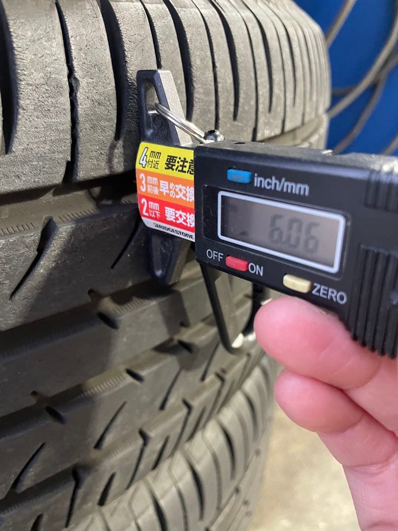 2024年215/55R17 4本セットトーヨータイヤ ナノエナジー3PLUS