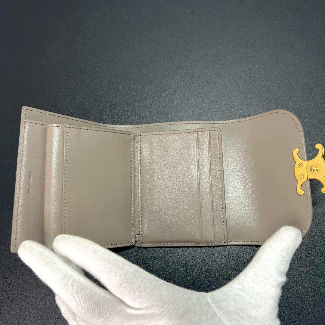 正規品＆極美品‼️ セリーヌ トリオンフ スモールウォレット 三つ折り財布