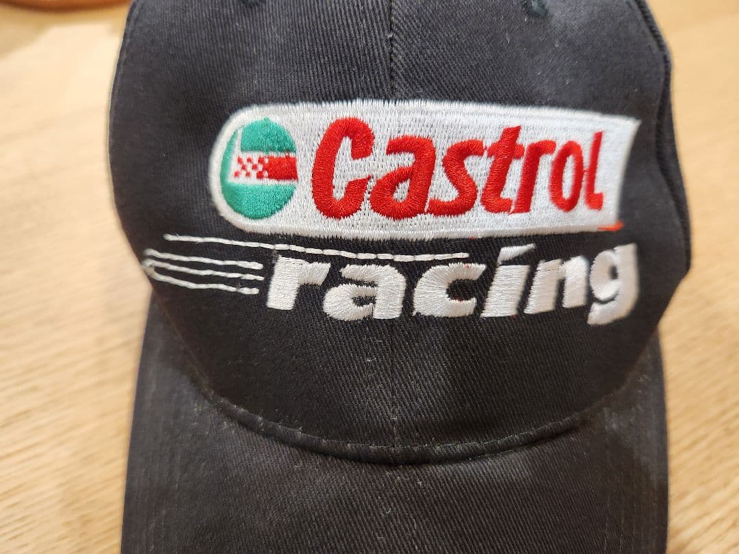 【織戸さん直筆サイン】TRD キャップ & Castrol キャップ2点　未使用