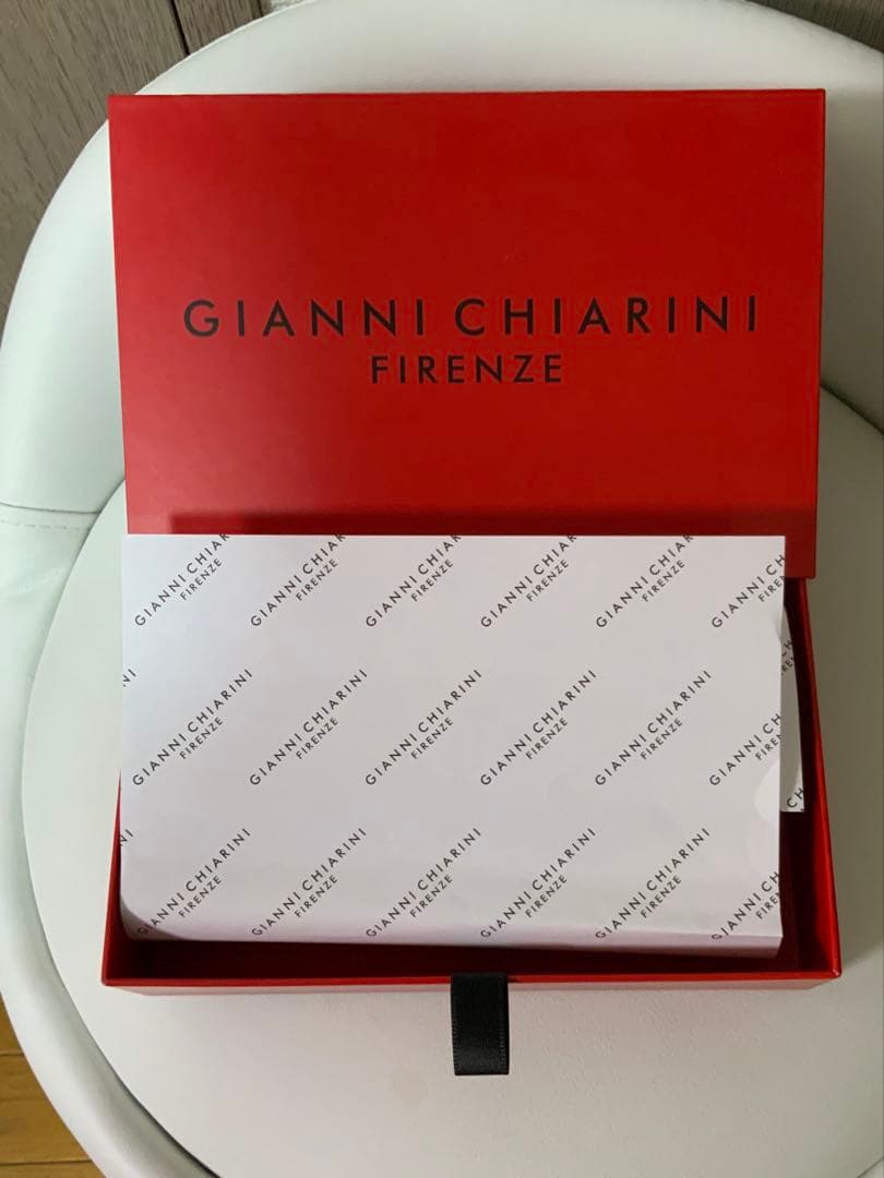GIANNI CHIARINI VANITY PINK三つ折り財布新品、未使用