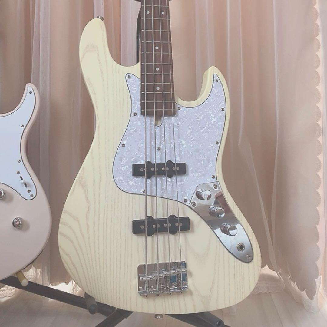 Bacchus ベース アイボリー ユニバーサルシリーズ ※2/24までの出品