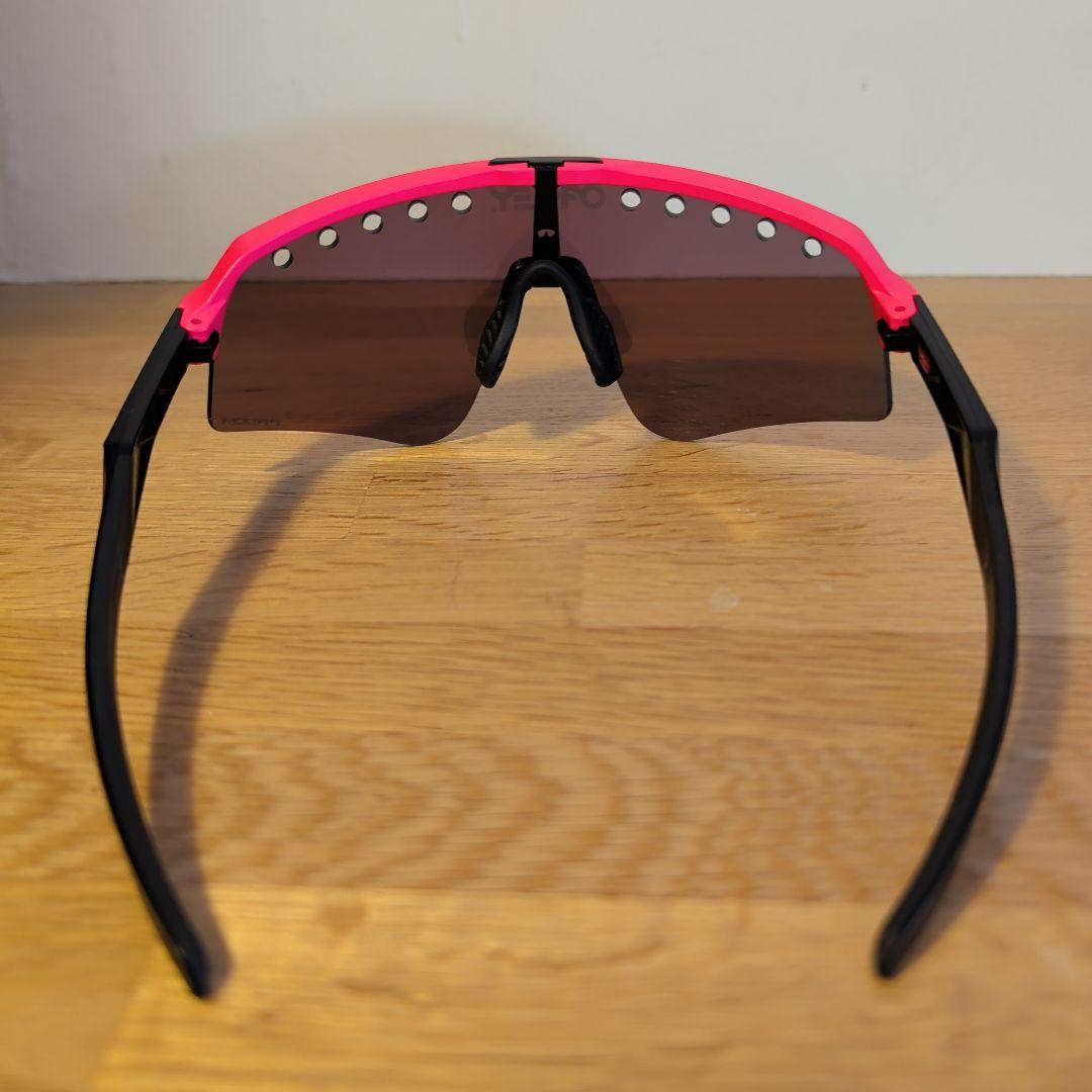 小物 Oakley Sutro Lite Sweep